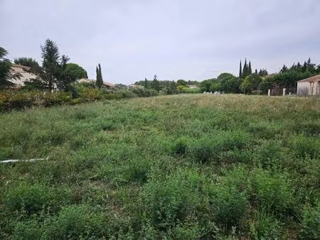 terrain constructible viabilisé à vendre