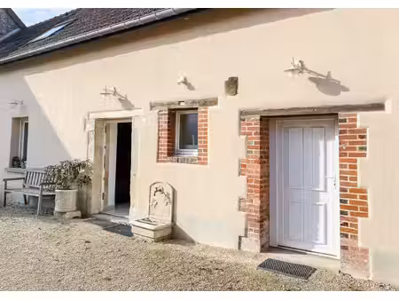 avize  ferme carrée restaurée