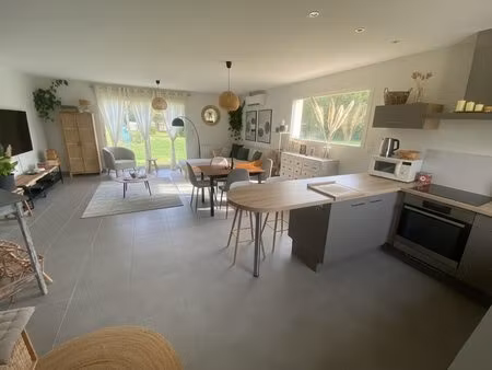 maison traditionnelle de plain pied