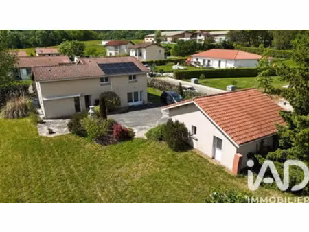 maison à villereversure (01250)
