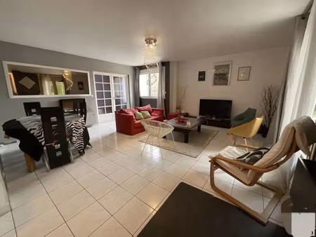 location appartement 4 pièces 88 m² à lognes (77185)  1 950 €