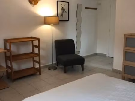location meublée appartement 1 pièce 23 m² à saint-sebastien-sur-loire (44230)  460 €