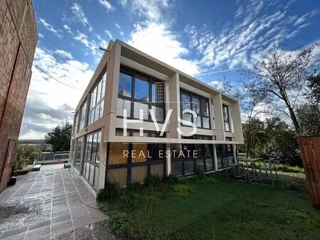 location bureaux 70 m²