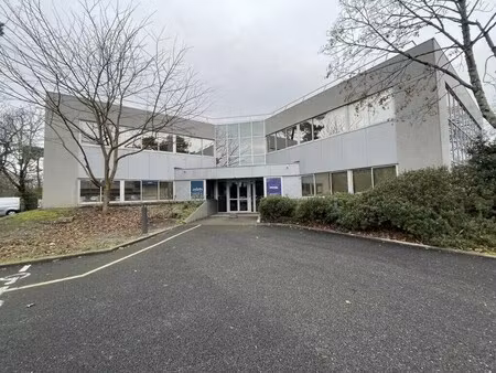location bureaux 150 m²