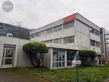 location bureaux 1 112 m²