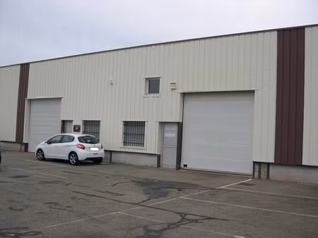 location local d’activités grigny-sur-rhône 69520 225m²