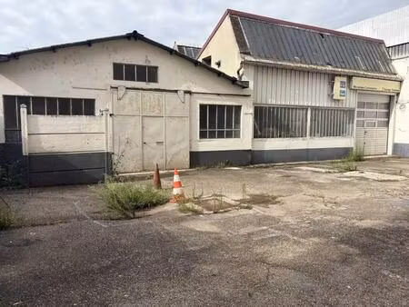 location local d’activités oullins 69600 620m²