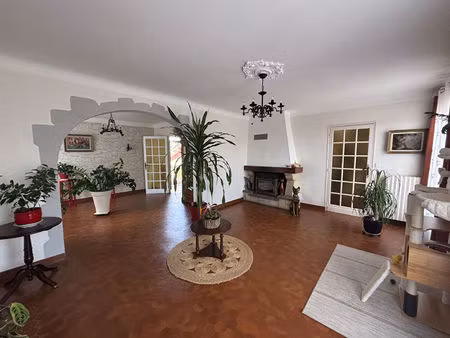 à vendre maison familiale de 250 m² à pontonx-sur-l'adour