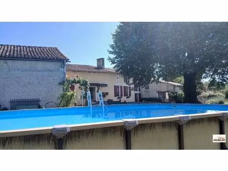 maison 185 m²  4 chambres  terrain clos