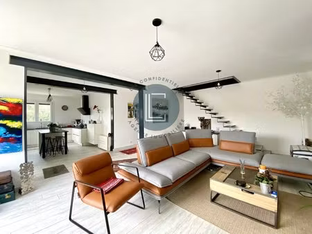 superbe villa t7 avec jardin