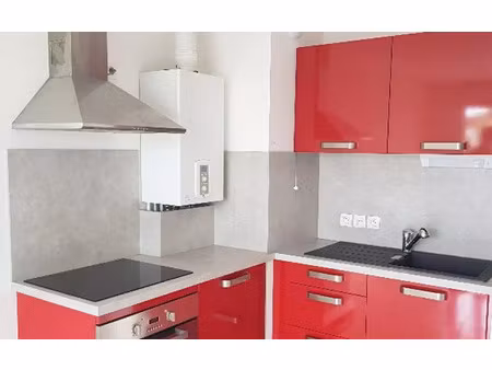 location appartement  m² t-1 à pessac  634 €
