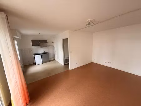 appartement t1bis 31m2 - saint-sébastien-sur-loire / martellière