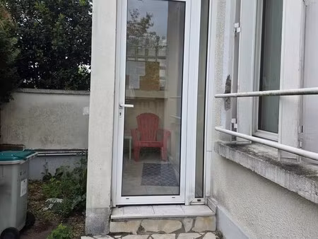 t2 / 41m² / villeneuve le roi (rer c)
