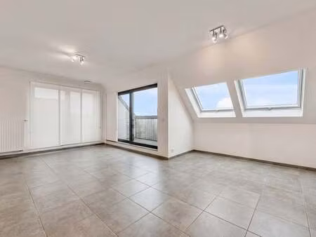 appartement à louer à poperinge € 695 (lo4wt) - habitat poperinge | zimmo