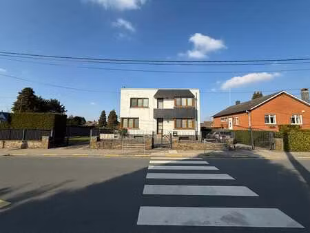 immeuble polyvalent nombreuses possibilités professionnelles