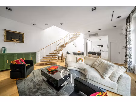 duplex de luxe à vendre dans le quartier triangle d'or