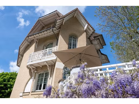 maison de luxe à vendre dans le quartier la varenne
