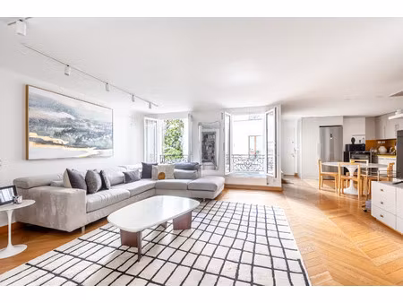 appartement de luxe à vendre dans le quartier montorgueil-saint denis