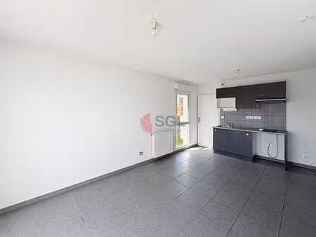toulouse - borderouge trois cocus. appartement t2 avec balcon et parking