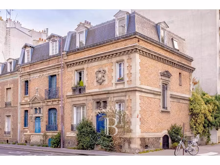 maison de luxe à vendre dans le quartier jean moulin-porte d'orléans