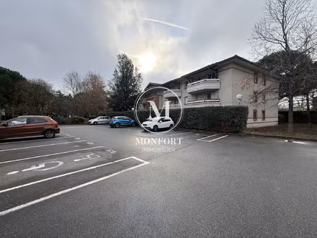 studio avec piscine et parking à launaguet