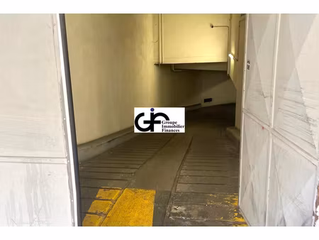 annonce parking/garage à louer