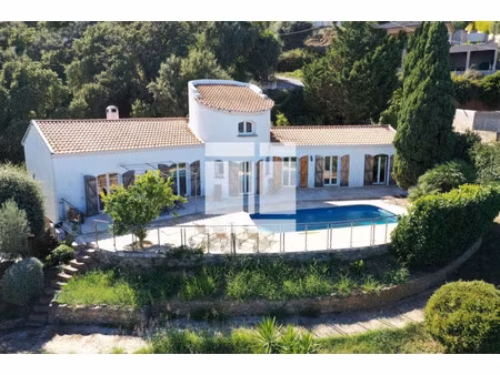 villa de luxe à vendre dans le quartier ouest et sud