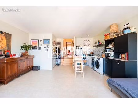 appartement 3 pièces 55 m²