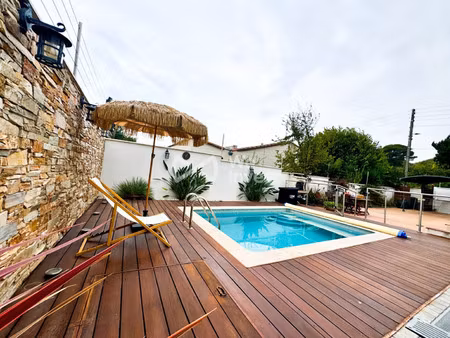 villa de luxe à vendre dans le quartier la chamberte