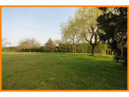 terrain constructible viabilisé à vendre