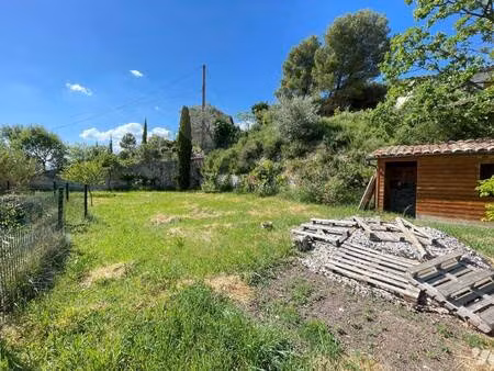 terrain à vendre