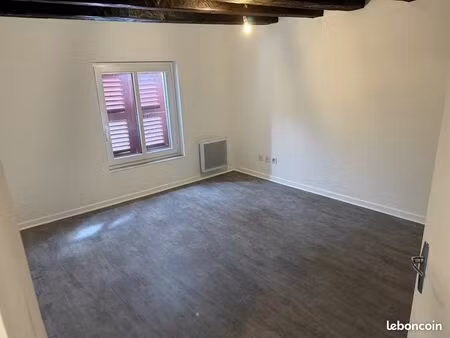 appartement t3 centre ville de delle