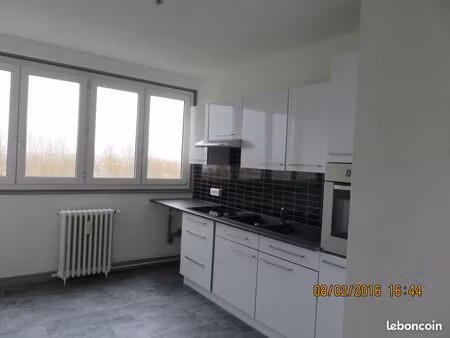 t3 lumineux de 67m²