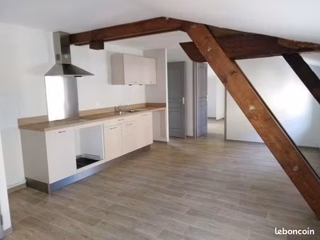 grand t3 bis lumineux de 94 m² disponible juillet 2026
