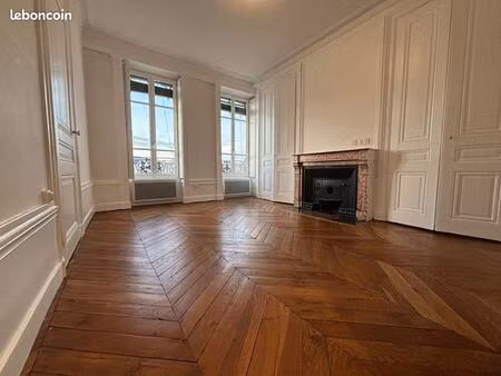 appartement 2 pièces 57 m²