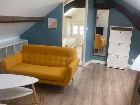 appartement deux pièces meublé rénové à neuf (2022)
