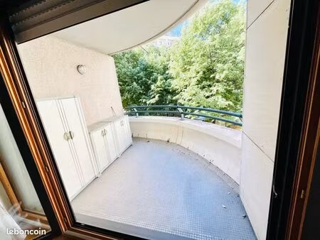 appartement 2 pièces avec terrasse