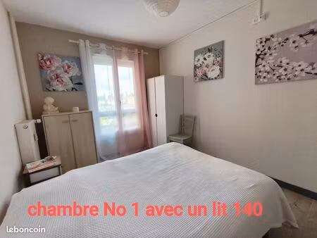 sedan chambre meublée 300