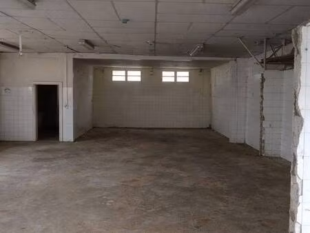 local commercial à vendre