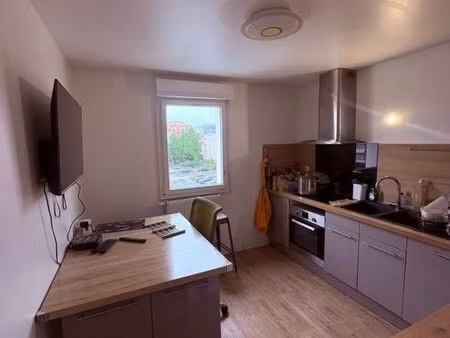 chambre 1 pièce 12 m²