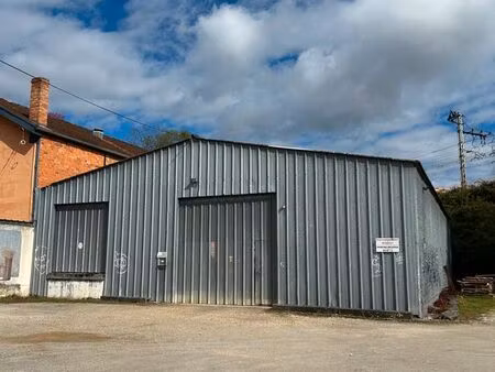 entrepôt 350 m² angoulême centre