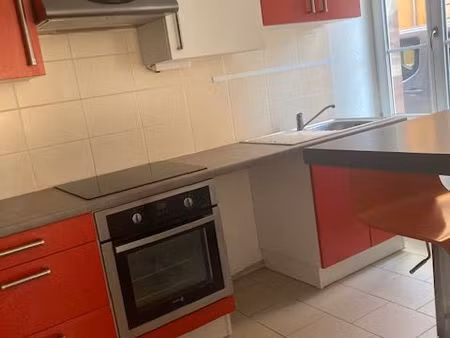 f2 à louer meublé  dispo tout de suite