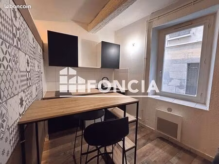 studio 1 pièce 17 m²