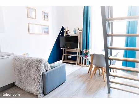 studio 33 m²  lumineux  vieux nice