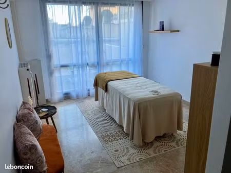 location pièce 25 m2 dans cabinet médical