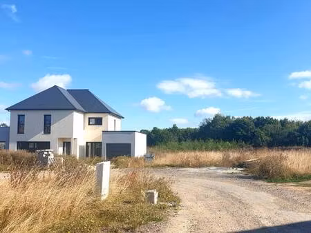 terrain constructible viabilisé à vendre