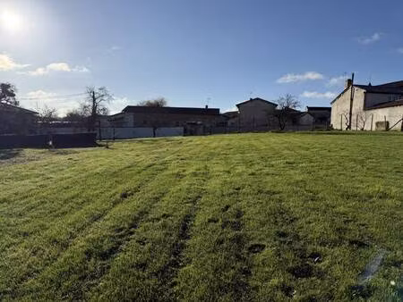 terrain constructible viabilisé à vendre
