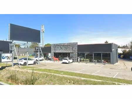 local commercial à louer