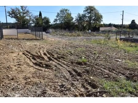 terrain constructible viabilisé à vendre