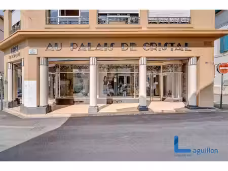 local commercial à vendre
